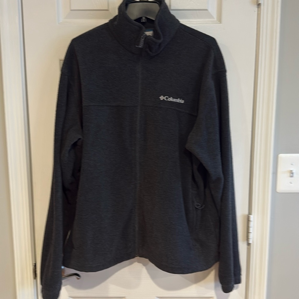 Columbia Men’s Size XL fleece jacket